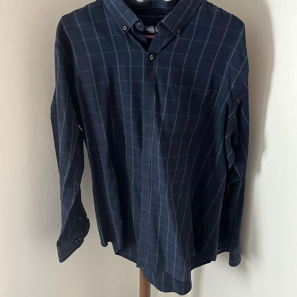 VanHeusen Navy Blue Checkered Dress Shirt